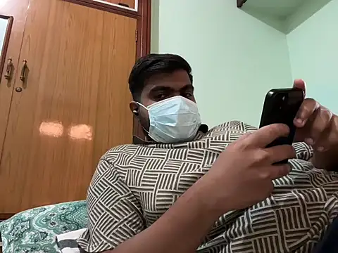 Romeo Sam2 online show from 09.30.25