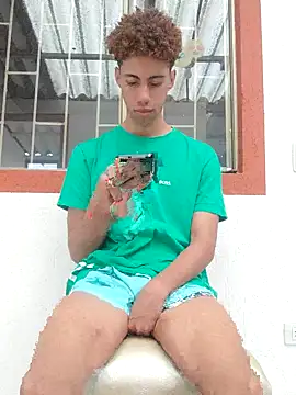 Snapshot of The_boy_good chatting on 11.16.25 The boy good online show from 11.16.25