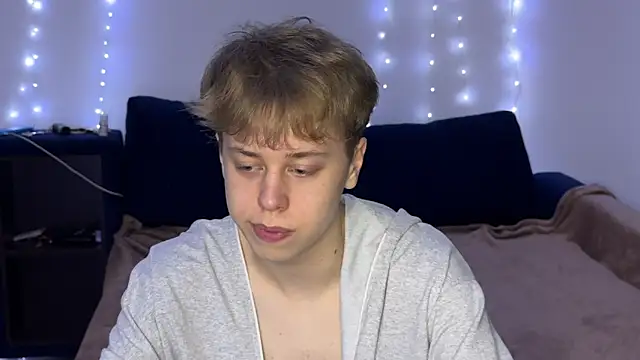  bee boy  online show from 10.15.25