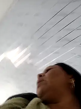 Snapshot of Dirty_Candy chatting on 10.15.25 Dirty Candy online show from 10.15.25