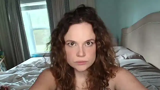ClaireZX online show from 10.06.25
