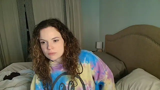 ClaireZX online show from 10.10.25