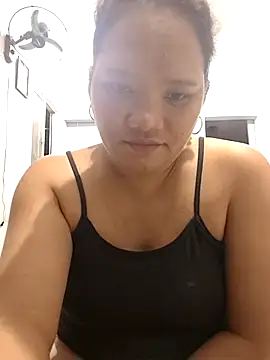Snapshot of NestleGirl22 chatting on 04.03.26 NestleGirl22 online show from 04.03.26