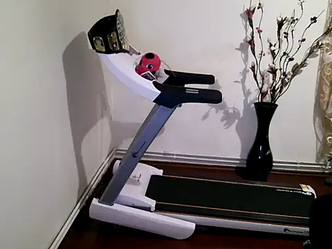 KingAdonisss online show from 10.15.25