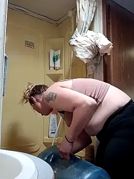 Queen2454 online show from 04.07.26