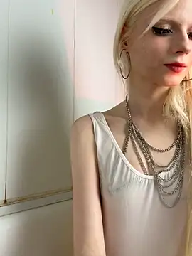 bunnyirisluv online show from 12.04.25