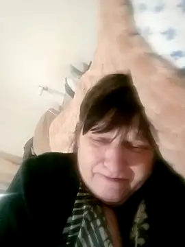 Apeesynka55211 online show from 12.19.25