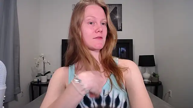 naughtyfox89 online show from 02.12.26