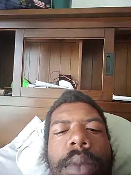 Snapshot of MrBigDickShow chatting on 10.22.25 MrBigDickShow online show from 10.22.25