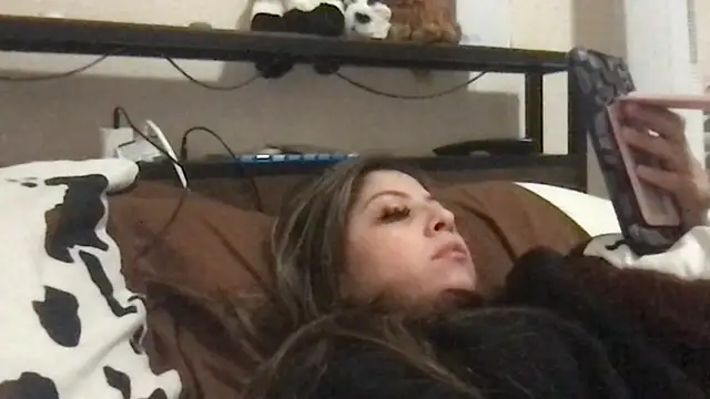 bunnygorl12 online show from 11.19.25