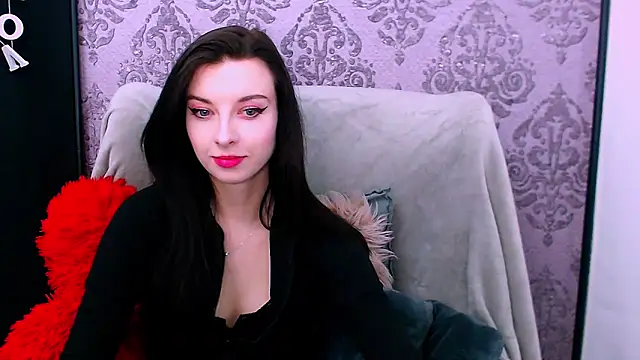 DominantLuna online show from 03.17.26