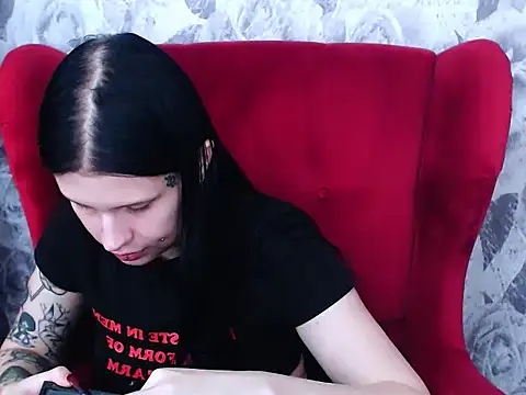 VenomDoll online show from 11.07.25