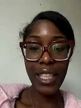 Snapshot of StarElexis chatting on 11.15.25 StarElexis online show from 11.15.25