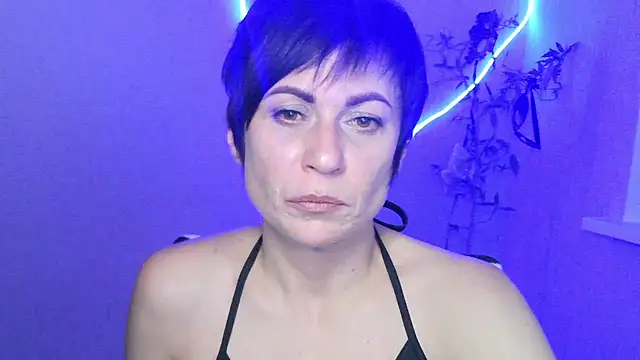 Snapshot of Ashley_Brookss chatting on 11.07.25 Ashley Brookss online show from 11.07.25