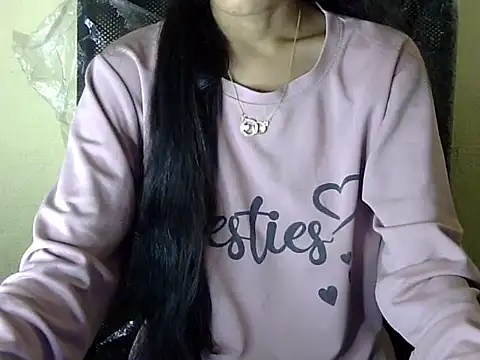 Snapshot of Shazi_1 chatting on 11.28.25 Shazi 1 online show from 11.28.25