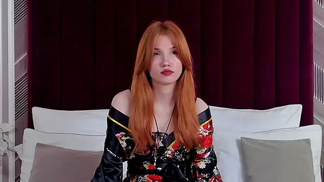 Snapshot of MelissaLiss chatting on 06.11.26 MelissaLiss online show from 06.11.26