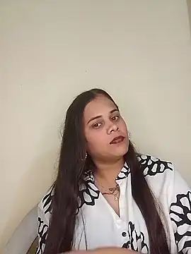 Snapshot of Naughtysilk chatting on 10.13.25 Naughtysilk online show from 10.13.25