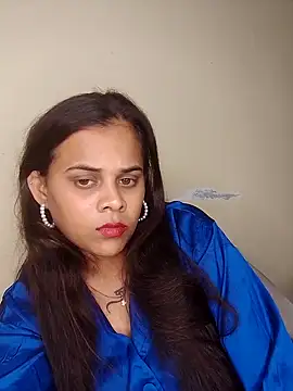 Snapshot of Naughtysilk chatting on 10.14.25 Naughtysilk online show from 10.14.25