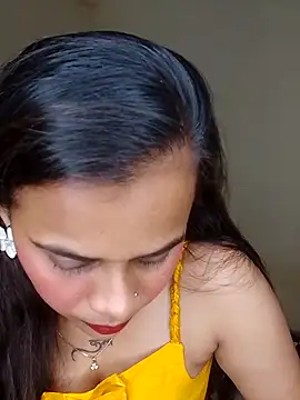 Snapshot of Naughtysilk chatting on 10.20.25 Naughtysilk online show from 10.20.25