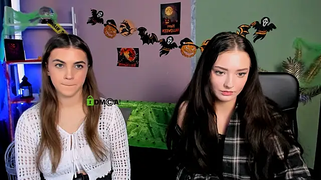 Snapshot of lina_fox12 chatting on 11.03.25 lina fox12 online show from 11.03.25