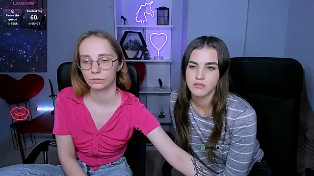 Snapshot of lina_fox12 chatting on 11.16.25 lina fox12 online show from 11.16.25