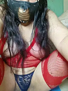 Snapshot of KinkySecretSlut chatting on 11.28.25 KinkySecretSlut online show from 11.28.25