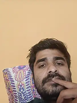 Snapshot of puneriboy32 chatting on 12.04.25 puneriboy32 online show from 12.04.25