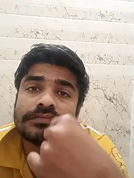 Snapshot of puneriboy32 chatting on 12.05.25 puneriboy32 online show from 12.05.25