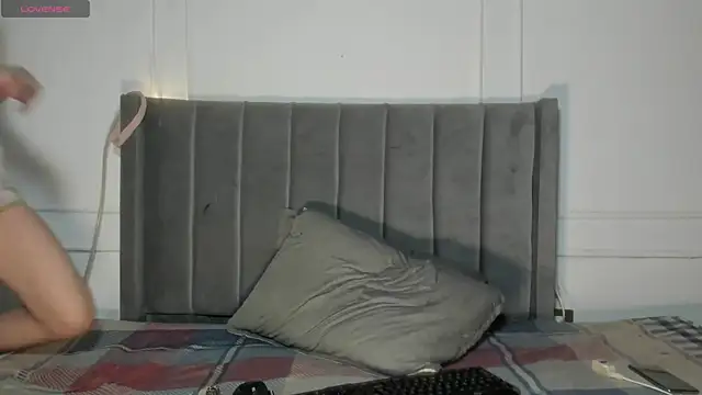 luxuryheaven 8 online show from 02.24.26