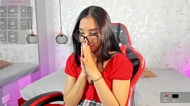 Luciaoregon online show from 10.16.25