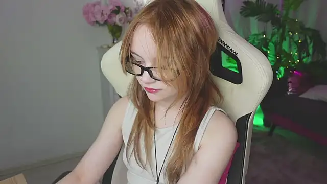 Snapshot of Staymonica chatting on 02.06.26 Staymonica online show from 02.06.26