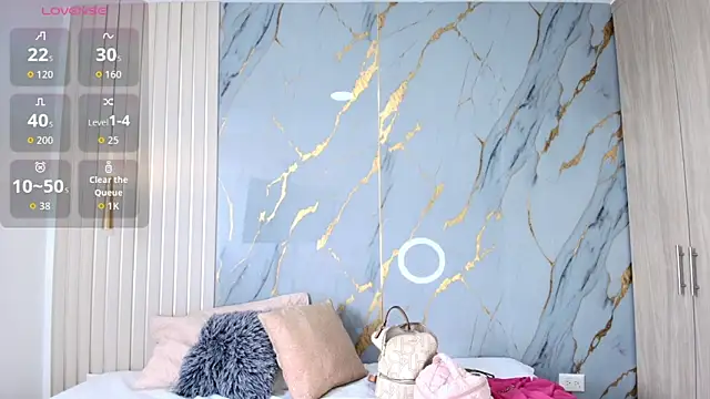 Snapshot of Samara_Smith04 chatting on 11.07.25 Samara Smith04 online show from 11.07.25