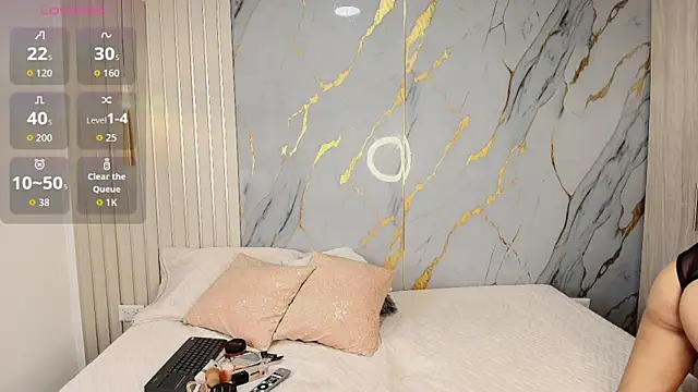 Snapshot of Samara_Smith04 chatting on 11.21.25 Samara Smith04 online show from 11.21.25