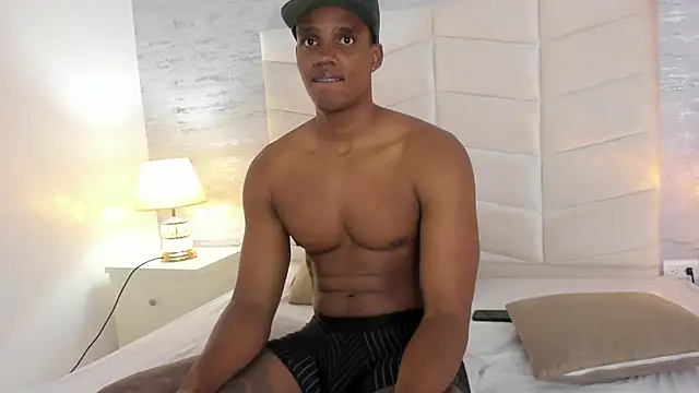 jax black online show from 11.04.25