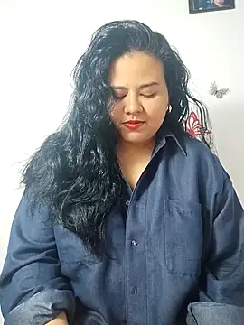 Tania cruz  online show from 12.21.25