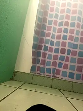 Snapshot of feetbooy chatting on 12.01.25 feetbooy online show from 12.01.25