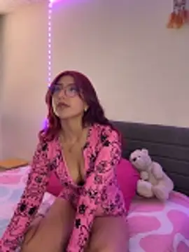 saramooon online show from 12.01.25