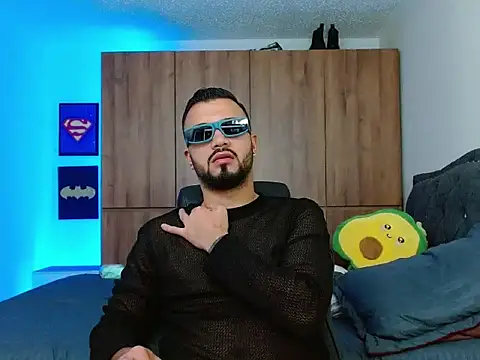 mathewv  online show from 11.19.25