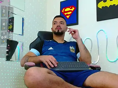 mathewv  online show from 12.04.25