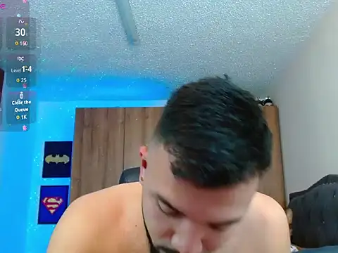 mathewv  online show from 12.05.25