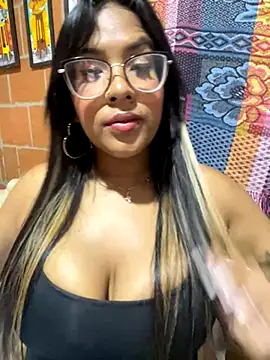 Snapshot of Mery_Sexx chatting on 10.19.25 Mery Sexx online show from 10.19.25