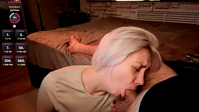 Sex Vibe couple online show from 10.03.25