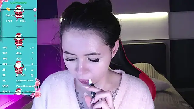 AlmaryKim online show from 12.26.24