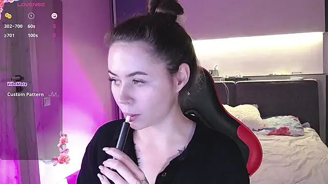 AlmaryKim online show from 01.10.25