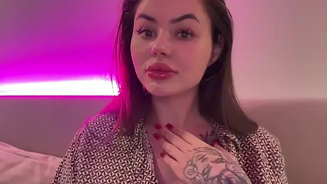 AlmaryKim online show from 09.19.25