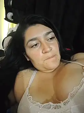 alejitasweet online show from 10.29.25