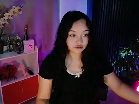 UrFavouriteCravings online show from 02.11.26