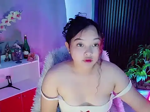 UrFavouriteCravings online show from 03.05.26