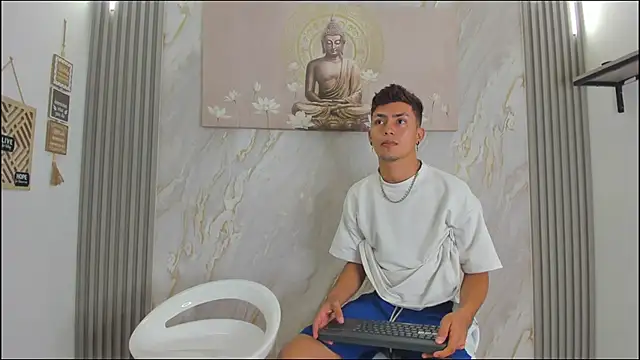 VERY HOT GUYS online show from 12.20.25