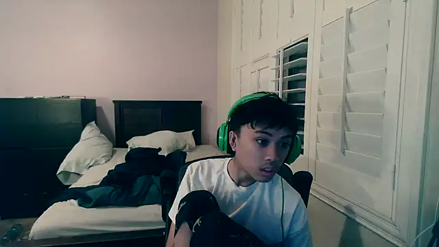 youngasianboy2007 online show from 02.07.26